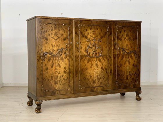 Image 1 of Armoire à linge antique armoire highboard vers 1900