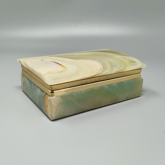 Image 1 of Boîte étonnante des années 1960 en onyx. Fabriquée en Italie