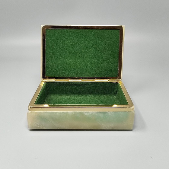 Image 1 of Boîte étonnante des années 1960 en onyx. Fabriquée en Italie