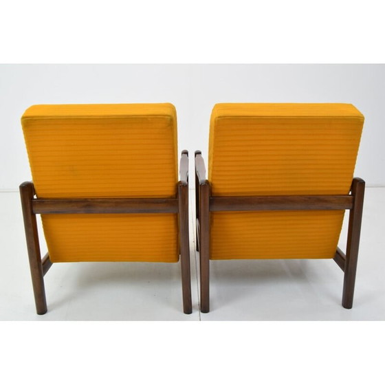 Image 1 of Paire de fauteuils en bois et tissu du milieu du siècle, Tchécoslovaquie, années 1960