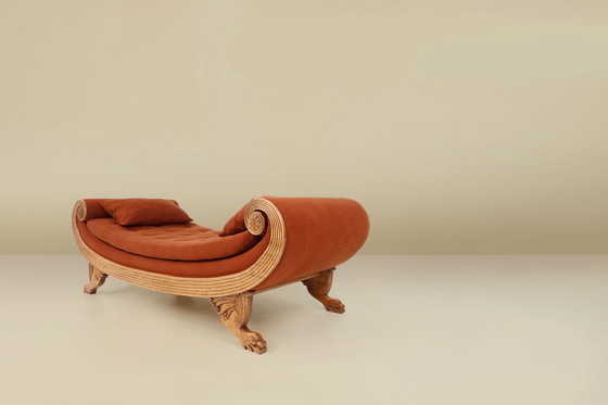 Image 1 of Lit de repos en chêne sculpté à la main de style Empire
