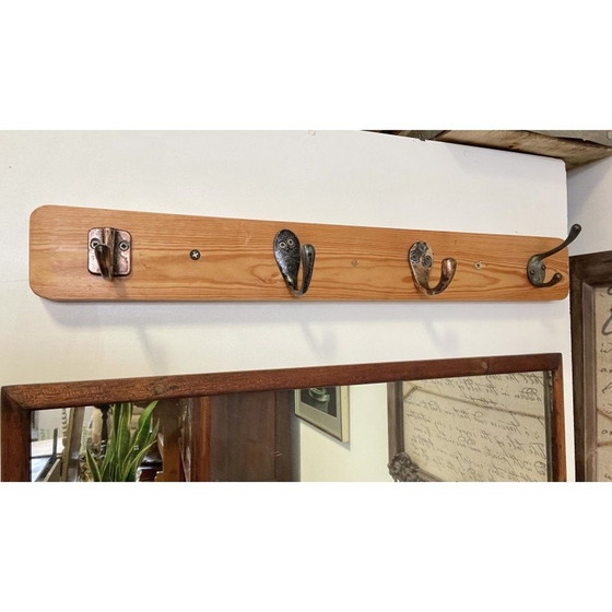 Image 1 of Porte-manteau vintage en bois massif avec 4 crochets