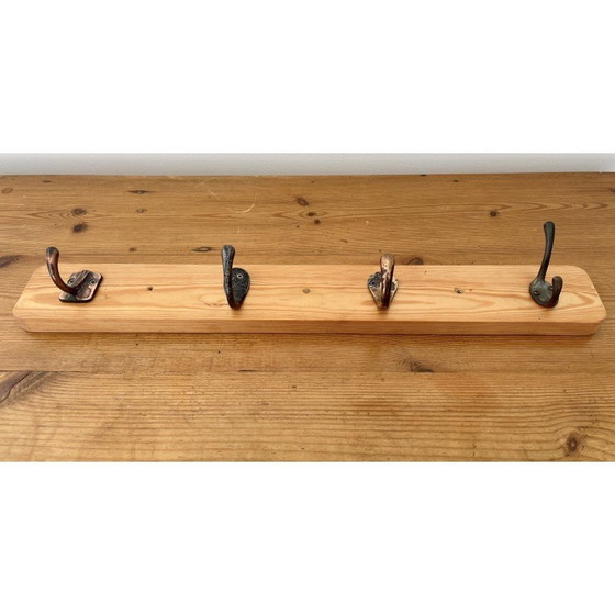 Image 1 of Porte-manteau vintage en bois massif avec 4 crochets