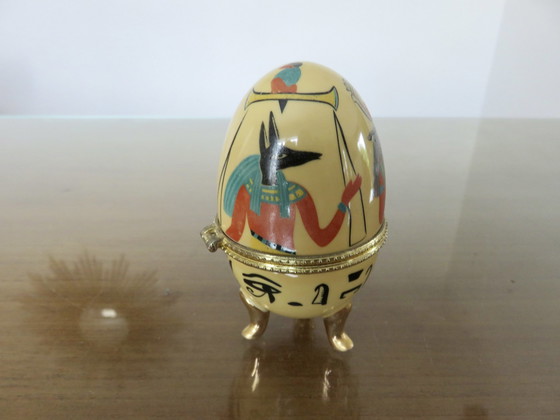 Image 1 of Ensemble De 19 Boites Oeuf En Porcelaine Et Laiton, 1980