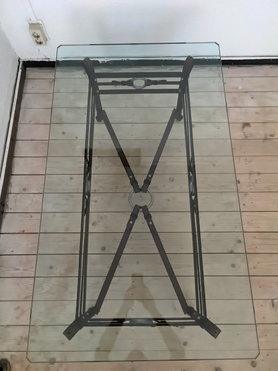 Image 1 of Table vintage en faux cuir