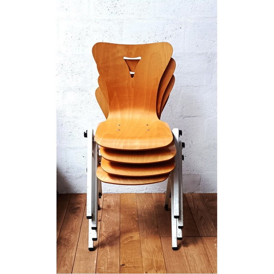 Image 1 of Chaise de collectivité vintage en bois et base en métal teinté blanc