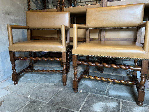 14 Fauteuils de salle à manger anciens