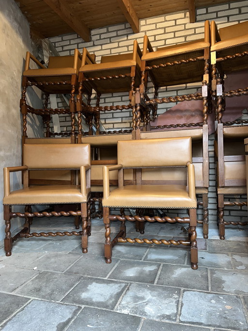 14 Fauteuils de salle à manger anciens