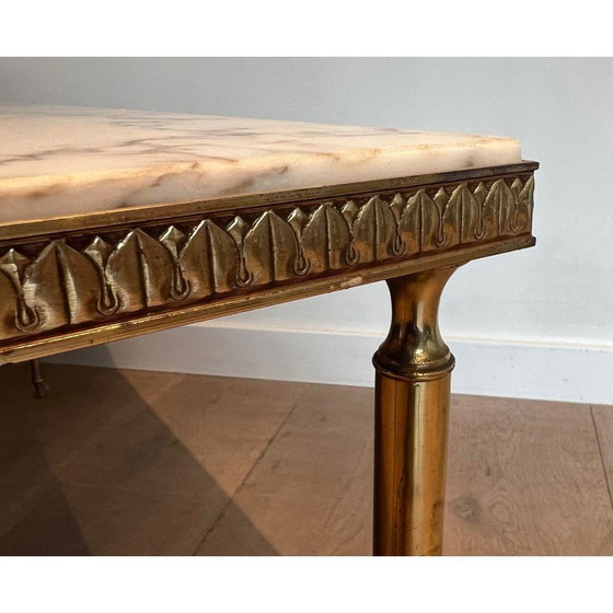 Image 1 of Table basse vintage en laiton avec plateau en marbre, 1940