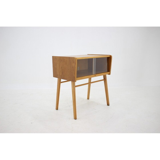 Image 1 of Armoire vintage en chêne et verre, Tchécoslovaquie années 1960