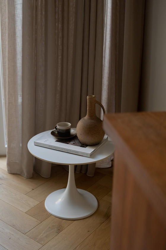 Image 1 of Table d'appoint ronde vintage