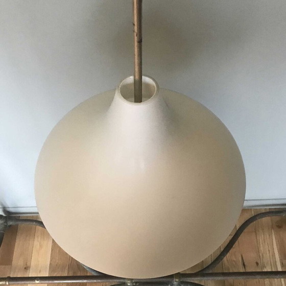 Image 1 of Suspension vintage en opaline Toupie 1950s