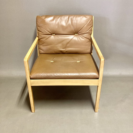Image 1 of Suite de Trois Fauteuils Cuir Design Scandinave "Bernt Petersen" 1960