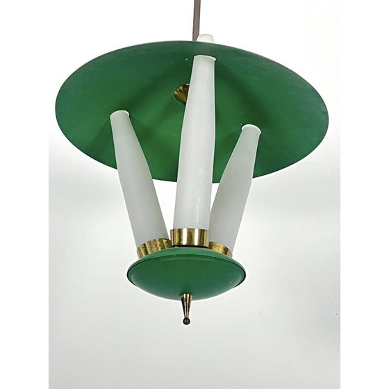 Image 1 of Lampe suspendue vintage avec 3 verres opalins et métal, Italie 1950