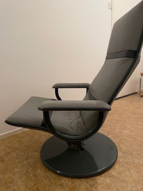 Image 1 of Fauteuil lounge Artifort 720 Mikado