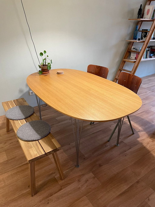 Table de salle à manger Superellipse de Fritz Hansen