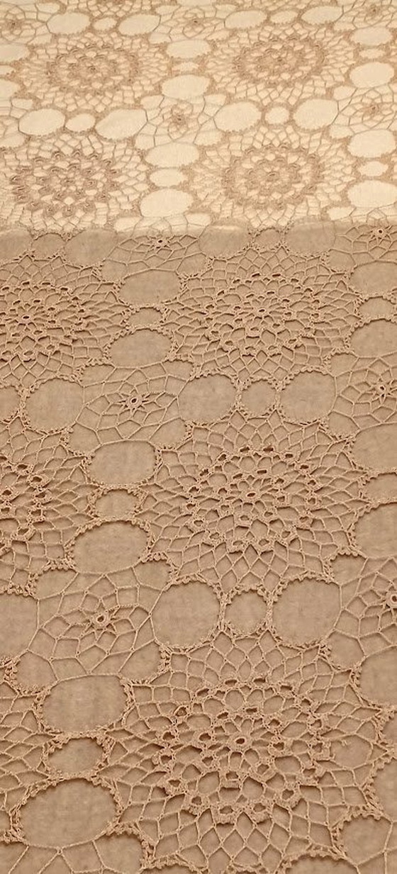 Image 1 of Couvre-lit vintage, fait main au crochet fin. Pièce Unique ! 325 cm X 270 cm