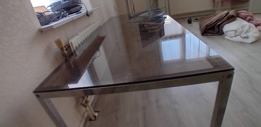 Table vintage en verre fumé et chrome