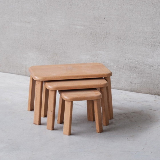 Image 1 of Tables gigognes vintage en bois de chêne, Belgique 1970