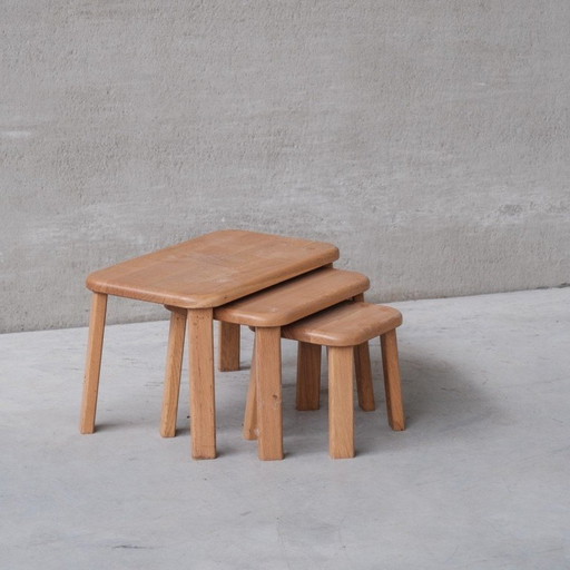 Tables gigognes vintage en bois de chêne, Belgique 1970