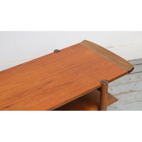 Image 1 of Table d'appoint vintage en chêne