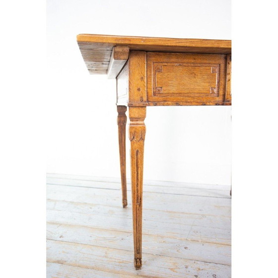 Image 1 of Table d'appoint vintage en chêne
