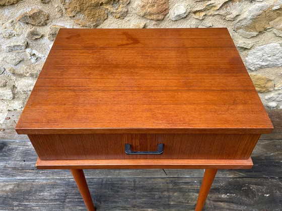 Image 1 of Table de chevet de style scandinave, Mid Century, années 1960