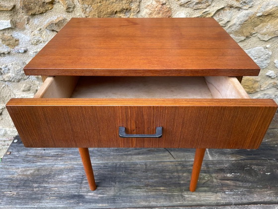 Image 1 of Table de chevet de style scandinave, Mid Century, années 1960