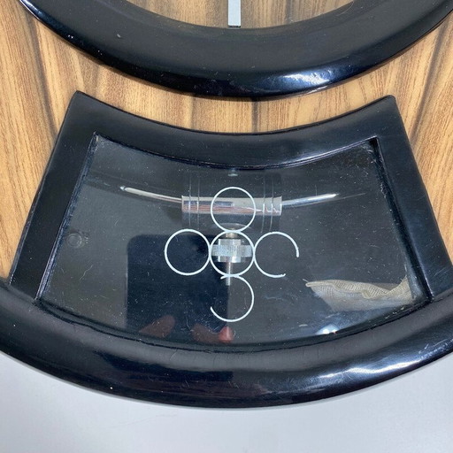 Horloge murale vintage en bois et contreplaqué par Transistor