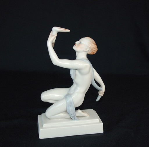 Homme nu avec porteur de la flamme olympique Porcelaine Herend