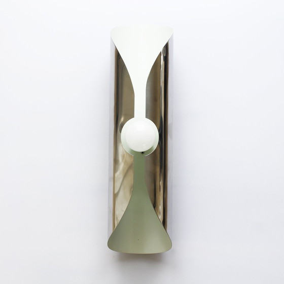 Image 1 of 60S/70S Lampe murale en chrome vintage