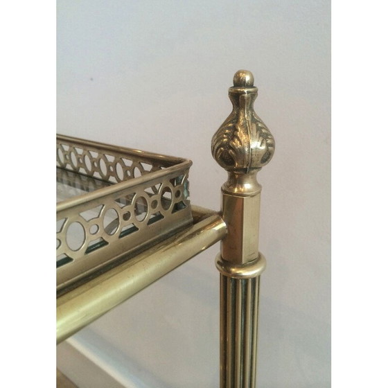 Image 1 of Table basse vintage néoclassique en laiton, 1940