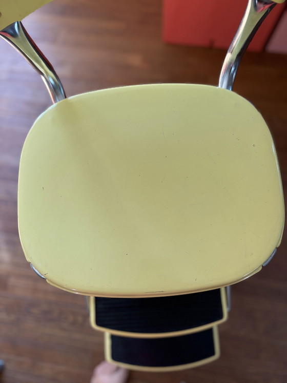 Image 1 of Chaise haute Cosco chaise d'enfant chaise d'escalier tabouret de bar années 50 jaune métal