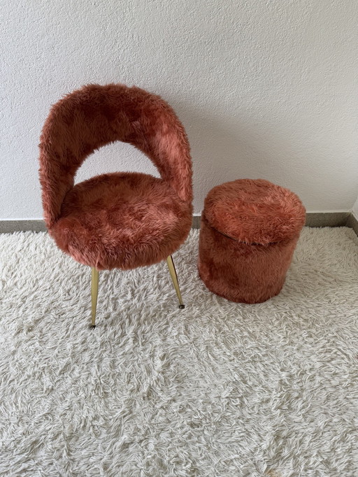 Chaise et Pouf Moumoute Années 70