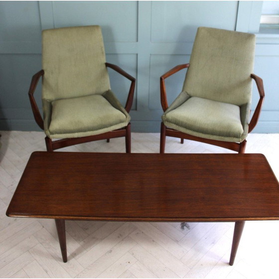 Image 1 of Table basse en bois de rose du milieu du siècle par Robert Heritage pour Archie Shine