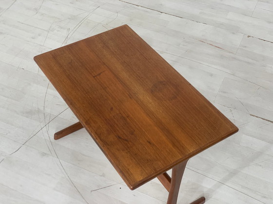 Image 1 of Danish teak table basse table d'appoint vintage