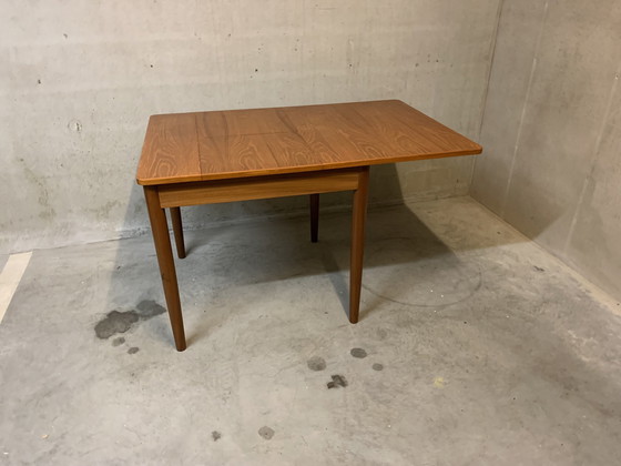 Image 1 of Table de salle à manger extensible ( Teck )