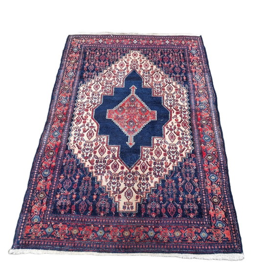 Image 1 of Tapis iranien noué à la main, 2E moitié du 20e siècle