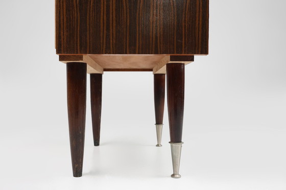 Image 1 of Table de nuit vintage en bois avec détails chromés, Belgique, années 1960