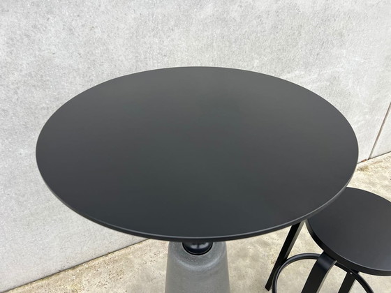 Image 1 of MDF Italia rock table