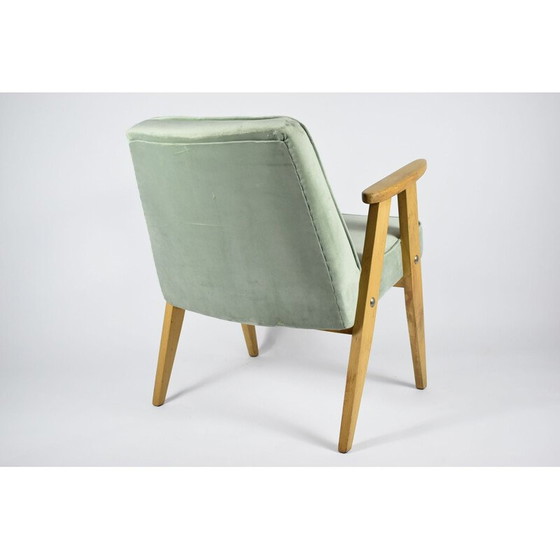 Image 1 of Fauteuil 366 en velours menthe vintage de J. Chierowski 1962
