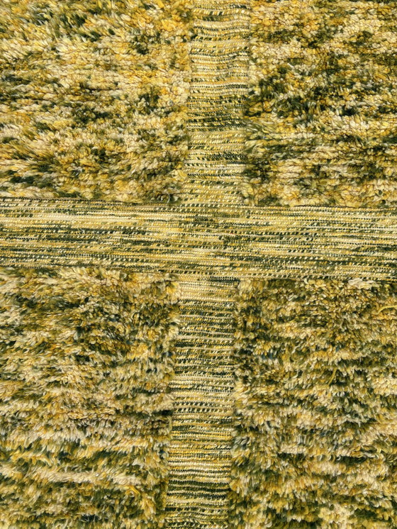 Image 1 of Tapis berbère marocain moderne