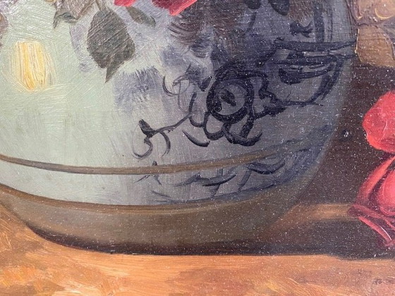 Image 1 of Tilly Moes - Nature morte avec des roses dans un pot de Cologne