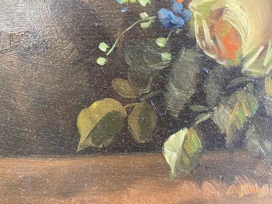 Image 1 of Tilly Moes - Nature morte avec des roses dans un pot de Cologne