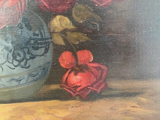 Image 1 of Tilly Moes - Nature morte avec des roses dans un pot de Cologne