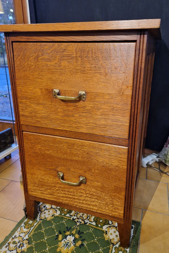 Image 1 of Armoire administrative à 2 tiroirs en chêne, 1950