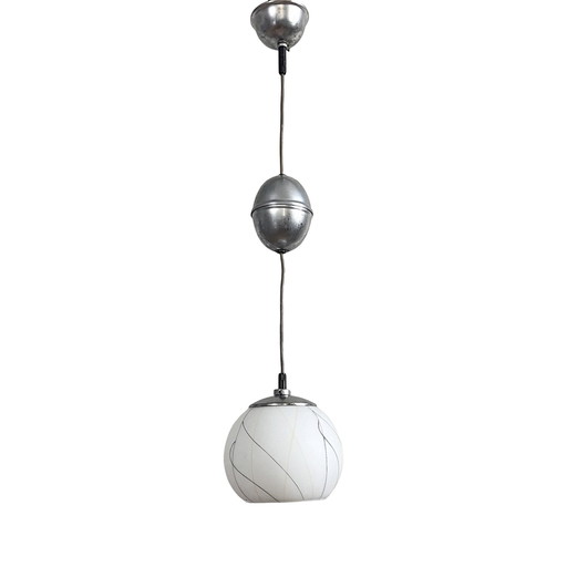 Lampe suspendue, chrome, New Look, Elektroinstala Děčín, Tchécoslovaquie, années 1950.