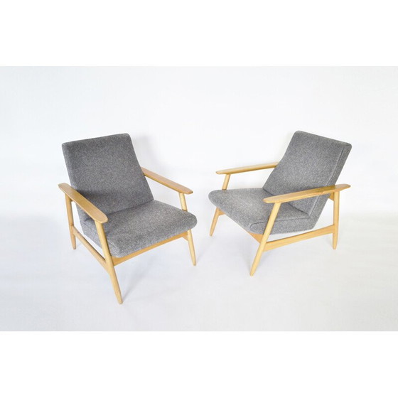 Image 1 of Paire de fauteuils vintage en bois de hêtre par Valerija Ema Cukermanienė pour Vilniaus Baldų Kombinatas, 1960s.