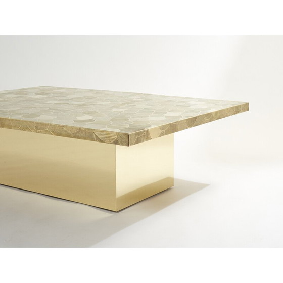 Image 1 of Table basse vintage belge en laiton gravé par Christian Krekels, 1970