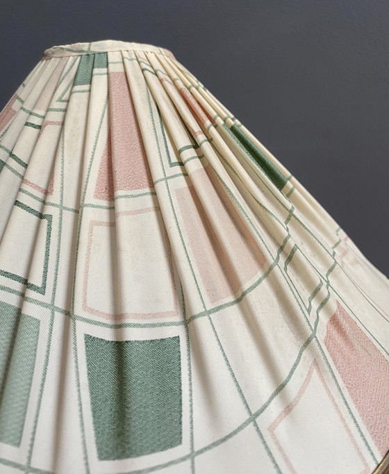 Image 1 of Lampe de table en verre blanc, 1960S